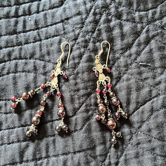 Handmade earrings with natural red stones - Picture 3 of 3